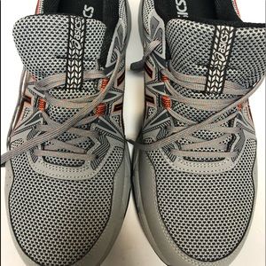 Mens Asics Sneakers 10.5 4E